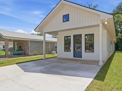 Property at 657 S 2nd St, Ponchatoula, LA
