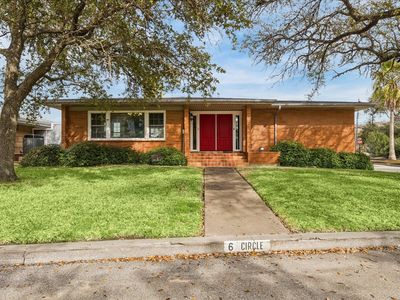 6 Cedar Lawn Cir