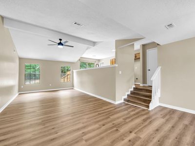 5998 Creekside Cir