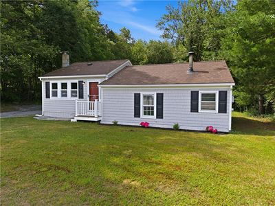 1392 Putnam Pike