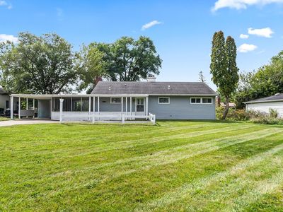 116 E Hoover Dr