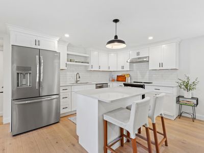 372 Main Street #201