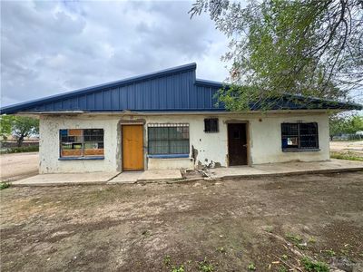 352 E West Dr