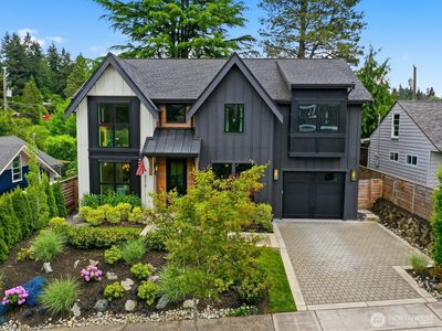 8216 23rd Avenue NE