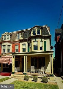 419 Chestnut St