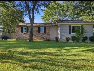 606 Meadow Cir