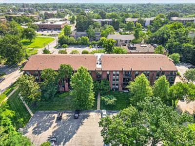 585 Coeur De Royale Dr APT 201