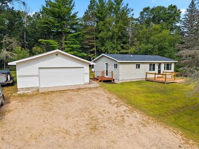 N8325 N River Rd