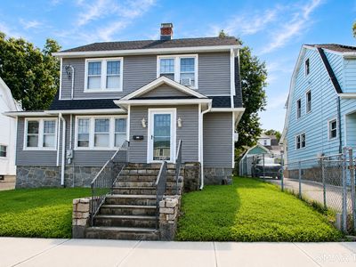 1125 Lindley Street
