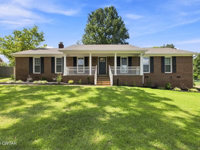 232 Chickering Rd