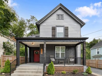 4610 Winona Ter