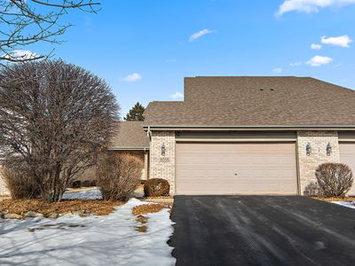 16538 Fairfax Ct