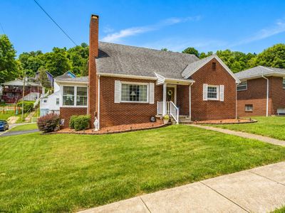 901 Duff Ave