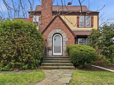 104 Spring St