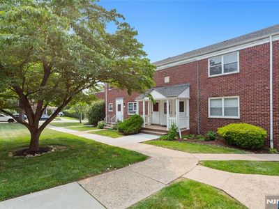 Property at 484 Crestwood Ave APT 34, Hackensack, NJ