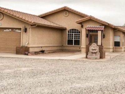5811 E Quail Run
