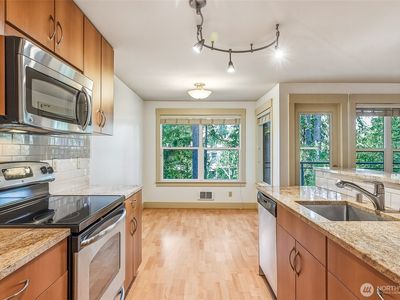 22910 90th Avenue W #E304