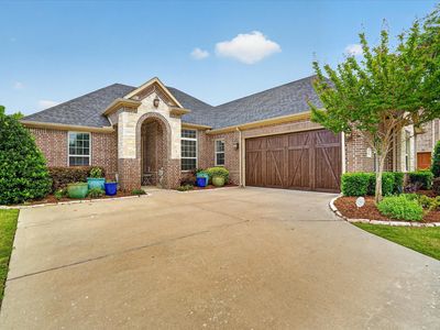 933 Merion Dr
