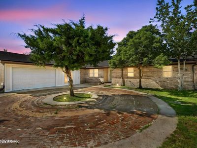 205 Greenwood Dr