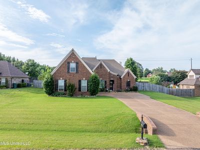 Property at 1668 Farindale Cv, Nesbit, MS