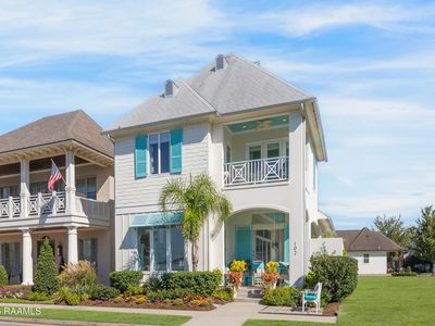 102 Shore Dr