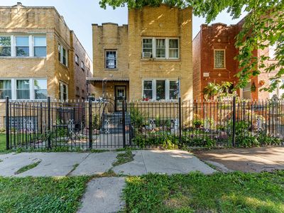 5036 W Wrightwood Ave