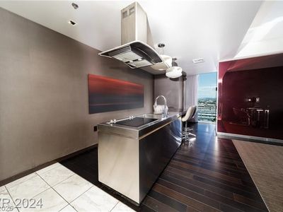4381 W Flamingo Rd #1221