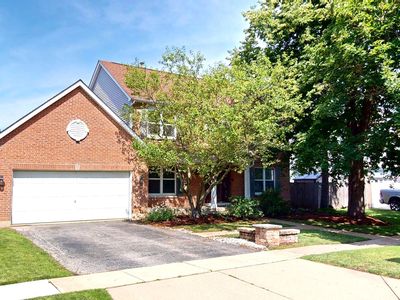 620 Waterfall Ln