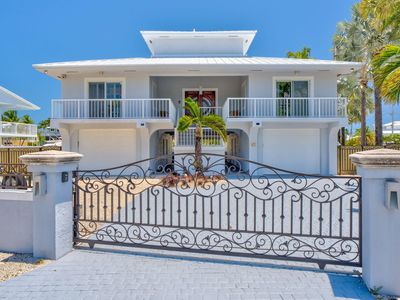 437 Laguna Ave