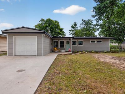 110 Mulberry Ln