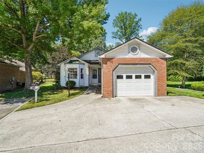 313 Somerton Ct