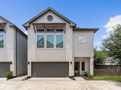 2422 Cochran St