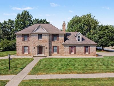 3305 Greyfox Dr
