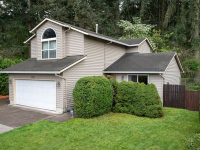 Property at 14300 SE Center St, Portland, OR