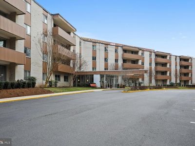 7501 Democracy Blvd APT B222