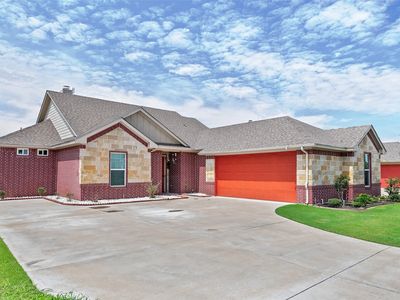 106 King Arthur Ct