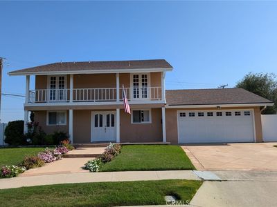 17524 Santa Paula Cir