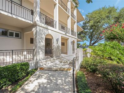 700 Melrose Ave APT K32