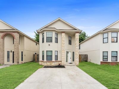 2937 La Estancia Ln
