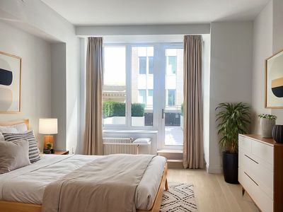 1 Wall St APT 817