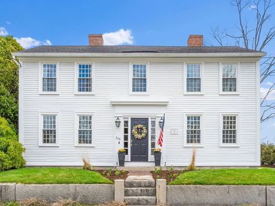 228 Main St