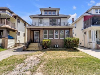 136 Lincoln Blvd