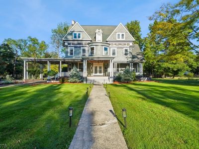 1001 Central Ave