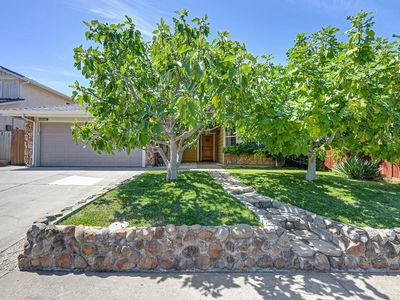3958 N Country Dr