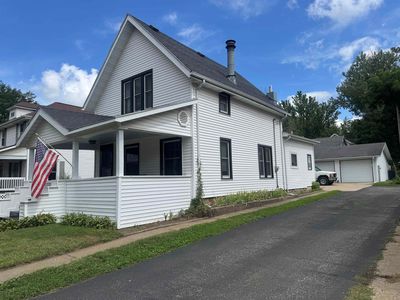 679 N Central Ave