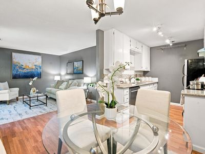 24 Emery Bay Dr