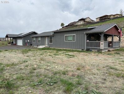 2221 NW Furnish Ave