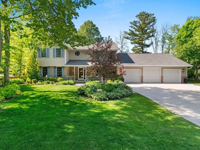 602 Wild Oak DRIVE