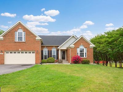 7 Lister Ln