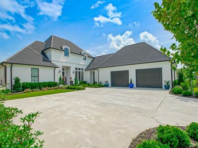 107 Deerfield Dr